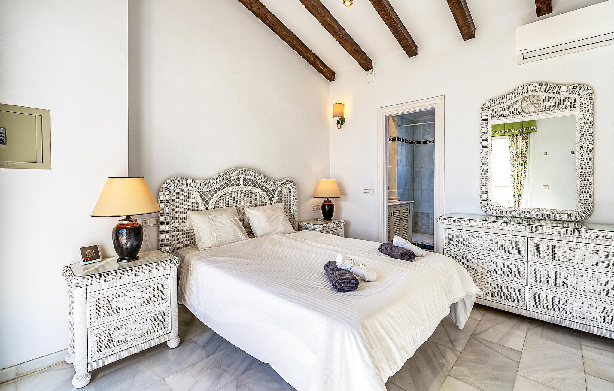 6 chambres, Wi-Fi gratuit