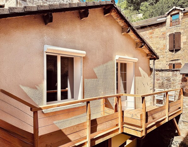 Exterior detail