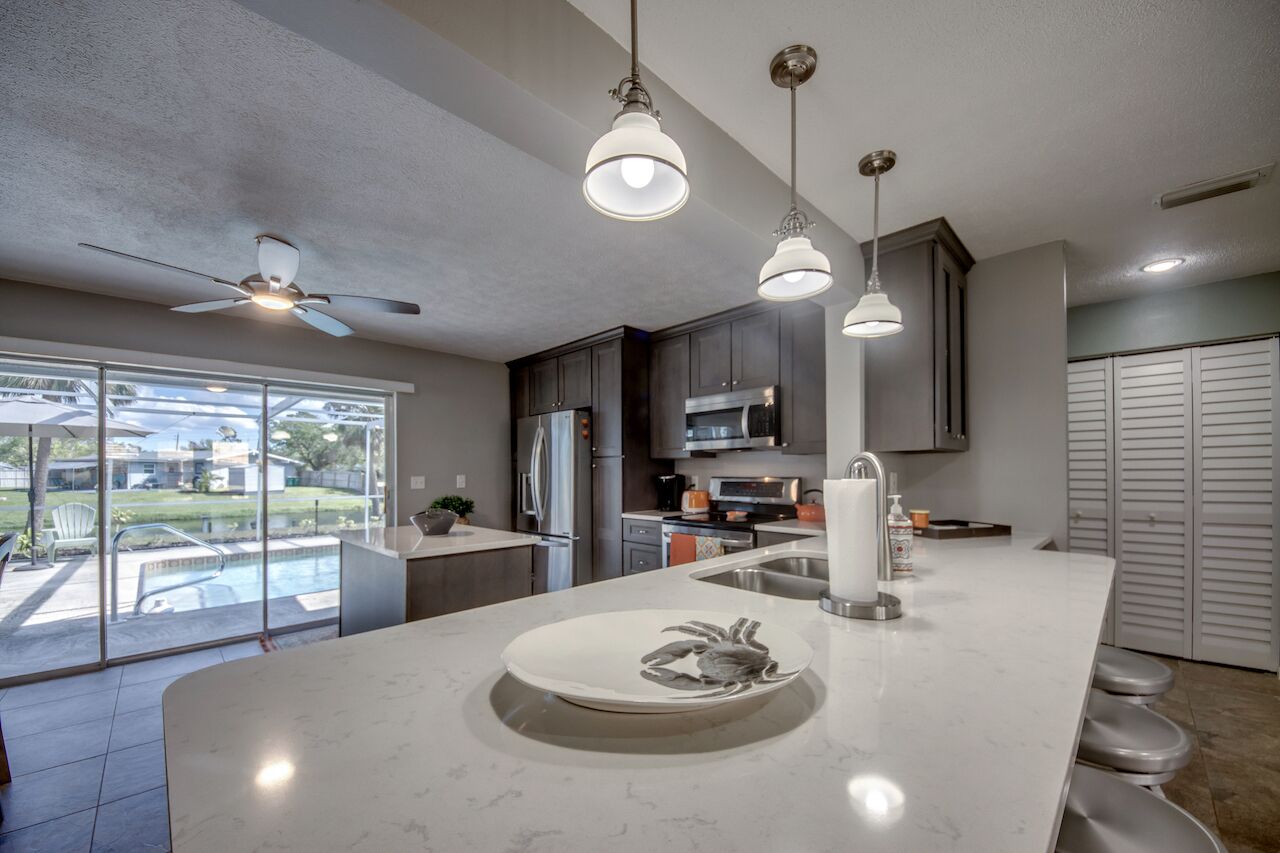 Waterfront Pool Home close to Downtown Punta Gorda