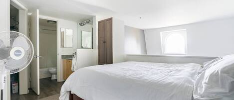 1 غرفة نوم ومكتب ومكواة/لوح كي وواي فاي