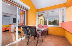 Outdoor dining - Beautiful apartment in Pula with WiFi (Pula)
