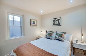 2 bedrooms, desk, iron/ironing board, travel crib