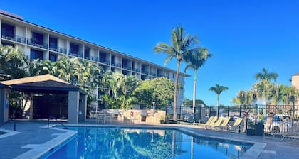 Book NOW for Whale season. Ocean view Pac Shores great for couples and families!
