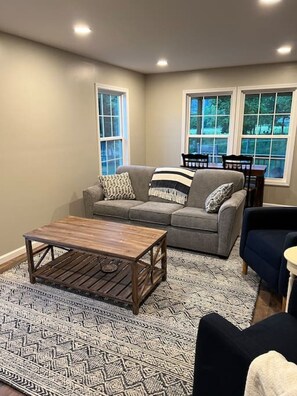 Téléviseur connecté, foyer