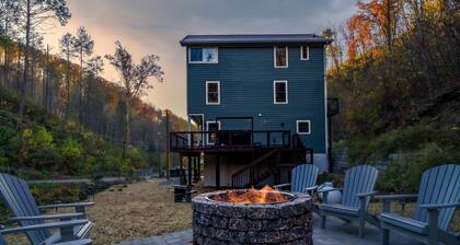 NEW 4 bedroom less than one mile from downtown!
