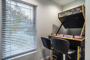 Spielezimmer