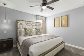 8 chambres, fer et planche à repasser, Wi-Fi, draps fournis