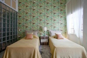 3 habitaciones y wifi gratis 