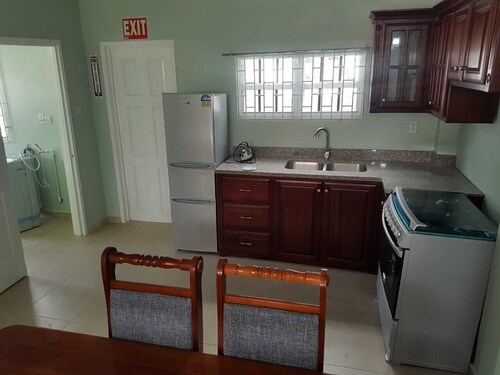 Robin Hardy Court 12 luxury apartments