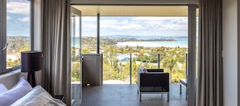 Private pool and vast sea views, central 4 bedroom house