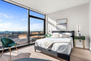 2 bedrooms, iron/ironing board, travel cot, WiFi