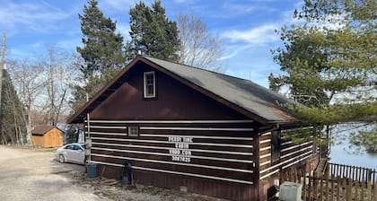 Derby Time Riverside Cabin
