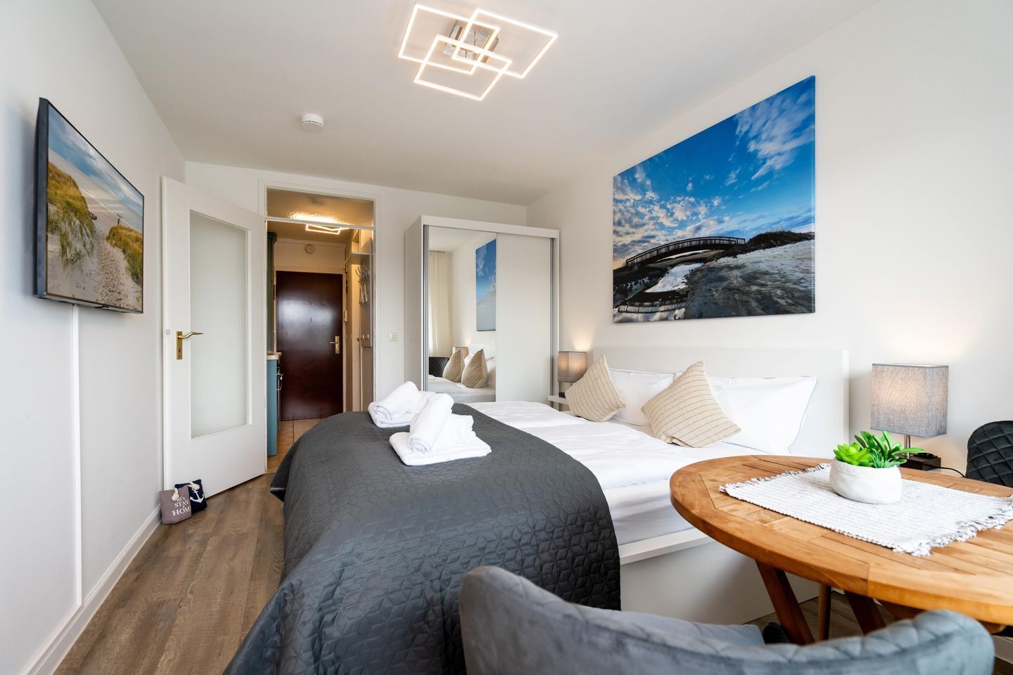 1 chambre, coffre-fort, fer et planche à repasser, Wi-Fi