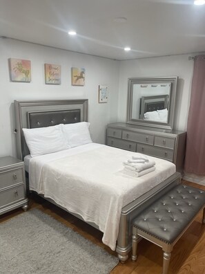 3 bedrooms, free WiFi, bed sheets