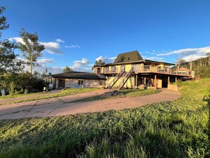 Exterior - Slopeside (Mesa)