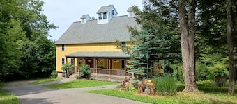 Yellow Barn Estate