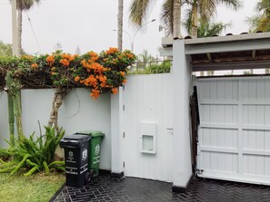 Property grounds - Park & Ocean  little aparment in San Isidro Lima (San Isidro)