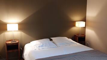 3 sovrum, skrivbord, strykjÀrn/strykbrÀda och wi-fi