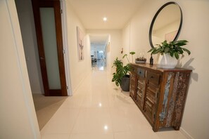 Interior - Riverside Family Sanctuary (Barwon Heads)