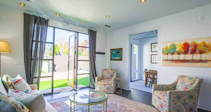 Stunningly Renovated, Historic Home in the Heart of Charleston; Private Courtyard; Two Master Suites