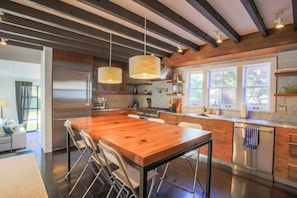 Kühlschrank, Mikrowelle, Geschirrspüler