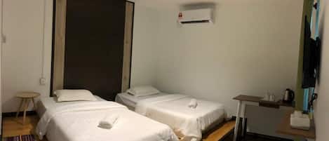 WiFi (無料)、ベッドシーツ