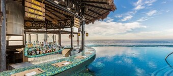 GORGEOUS RESORT!  Best location in CABO