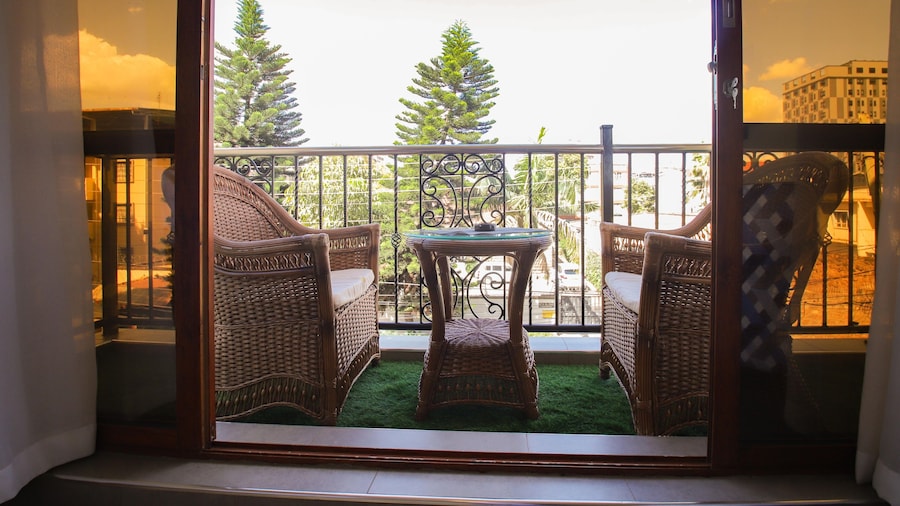 Lantern Serviced Apartments