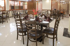 Restaurant - Lantern Serviced Apartments (Nairobi)