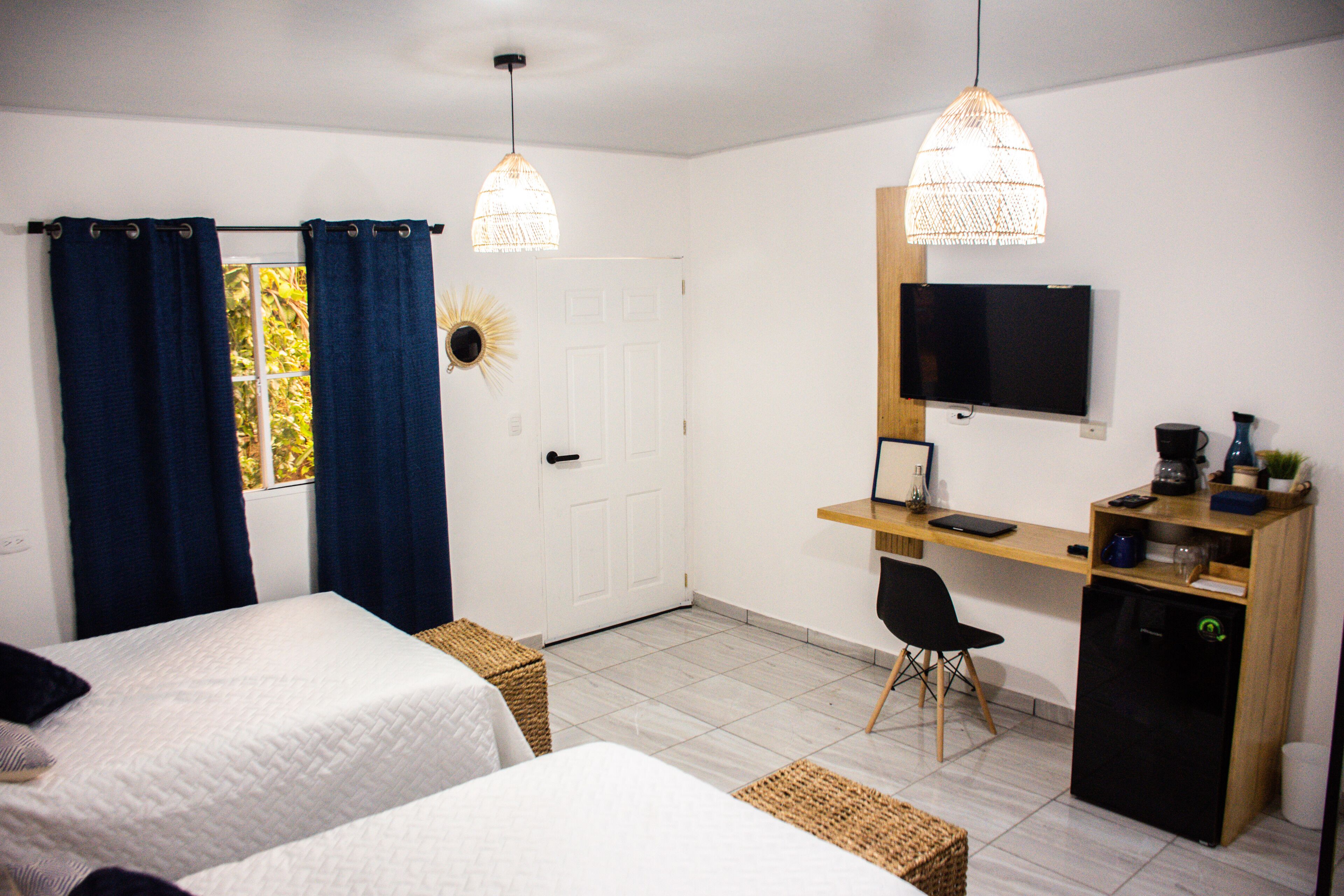 1 多间卧室、WiFi