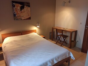2 Schlafzimmer, Bügeleisen/Bügelbrett, kostenloses WLAN, Bettwäsche
