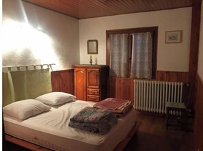 2 bedrooms, WiFi - Quiet mountain apartment with beautiful view close to slopes (Péone)