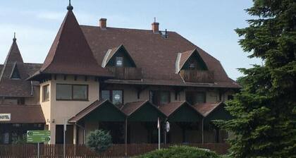 Fenyves Hotel