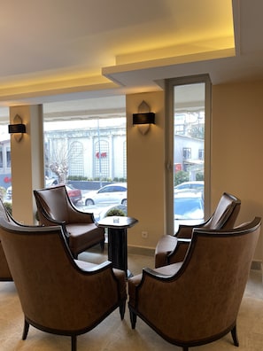 Flat-screen TV, computer monitors, printers