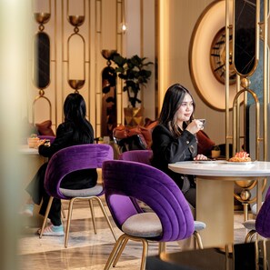 Daily buffet breakfast for a fee - Velero Hotel Doha Lusail (Doha)