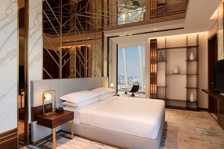 Ropa de cama de alta calidad y escritorio . Velero Hotel Doha Lusail