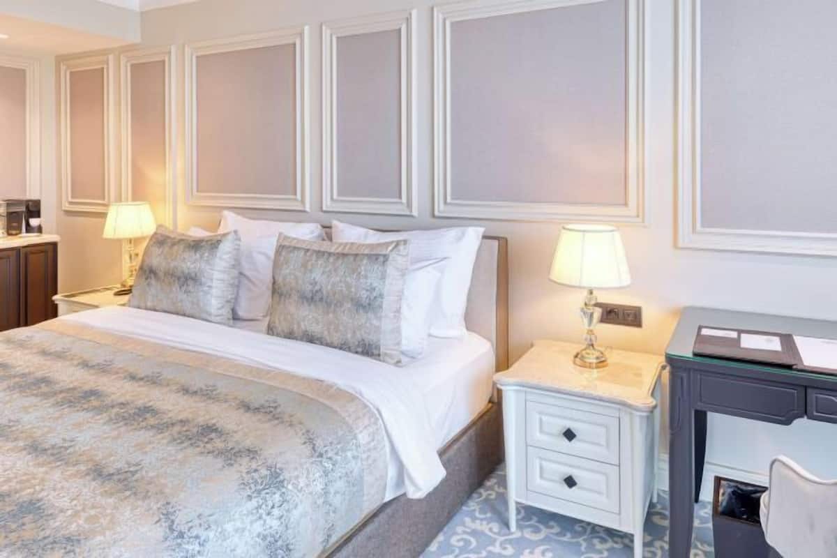 Premium bedding, minibar, in-room safe, individually decorated