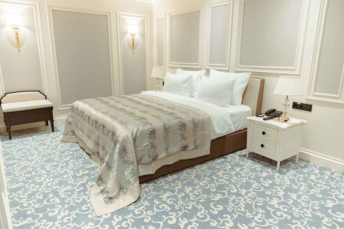 Eco Double Room without Window | 高級寝具、ミニバー、セーフティボックス (室内)、ノートパソコン用作業スペース