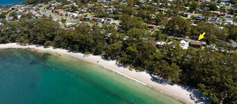 Breakers on Orion Beach, Vincentia