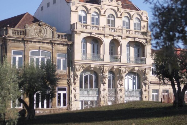 Esterni