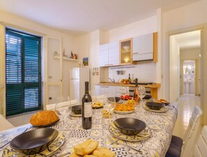 House, 2 Bedrooms, Smoking, Patio | Dining - Villa With Climate, Wi-fi and Private Parking (Porto Cesareo)
