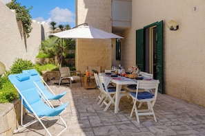 House, 2 Bedrooms, Smoking, Patio | Outdoor dining - Villa With Climate, Wi-fi and Private Parking (Porto Cesareo)