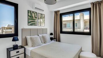 Căn hộ, 2 phòng ngủ, ban công, quang cảnh thành phố | 3 phòng ngủ