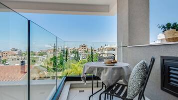 Apartment, 2 Bedrooms, Balcony, City View | Balcony