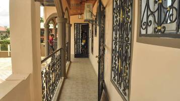 Apartment, 2 Bedrooms, Smoking | Exterior detail