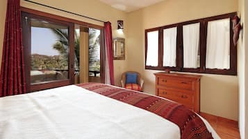 Villa, 4 Bedrooms, Private Pool, Garden View | 4 bedrooms, travel cot