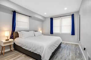 5 bedrooms, desk, iron/ironing board, free WiFi