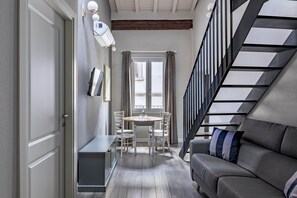 L 1 Bedroom Apartment, Sofa Bed, Duplex | Living area - Numa Florence Fiore (Florence)