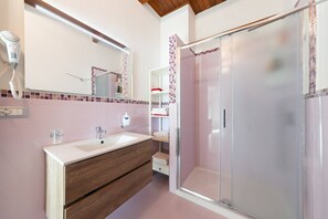 Apartment, 2 Bedrooms, Balcony, City View | Bathroom shower - The House on the Harbour (Ischia)