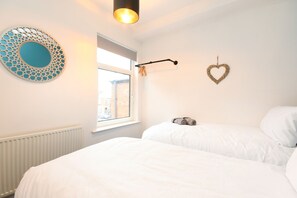 3 soverom, wi-fi (inkludert) og sengetøy